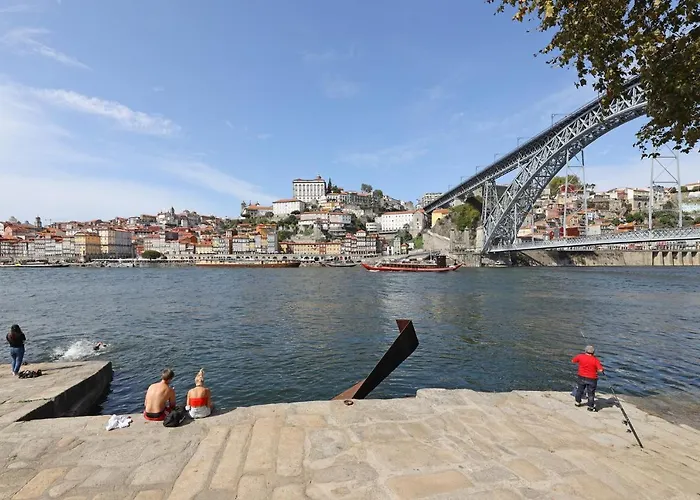 Flh With Balcony * Porto